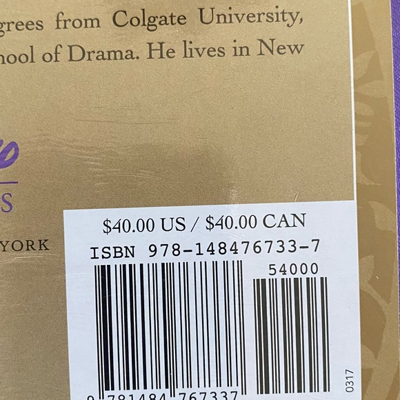 DISNEY 💜ALADDIN💜 A WHOLE NEW WORLD HARDCOVER BOOK 🌟NWT🌟 - Picture 9 of 12